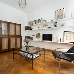 https://homemi-5-vie-apartment.italymilanhotels.net
